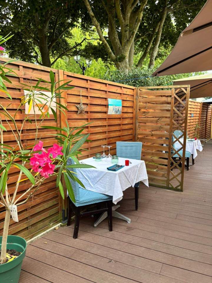 Seafood Dinner on the Terrace Roissy-en-France